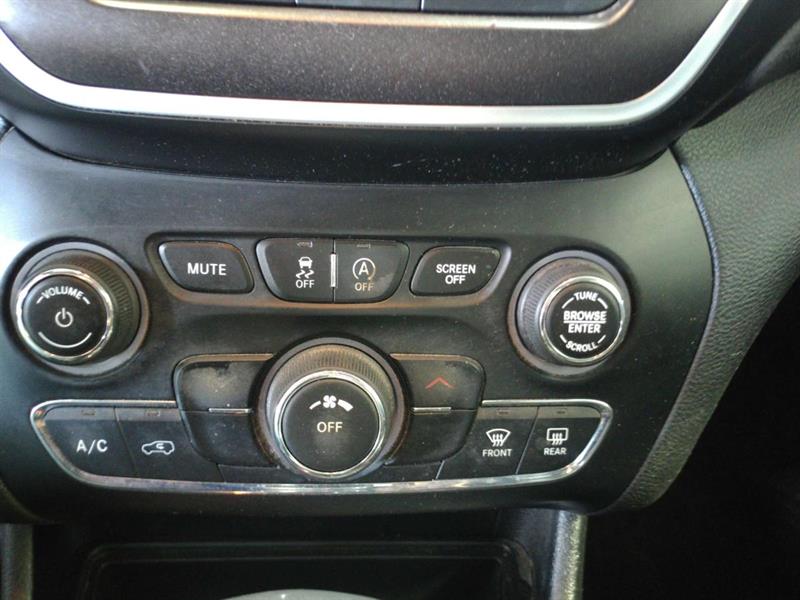 jeep Cherokee 2019 - 14