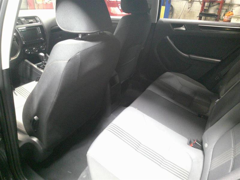 volkswagen Jetta 2017 - 11