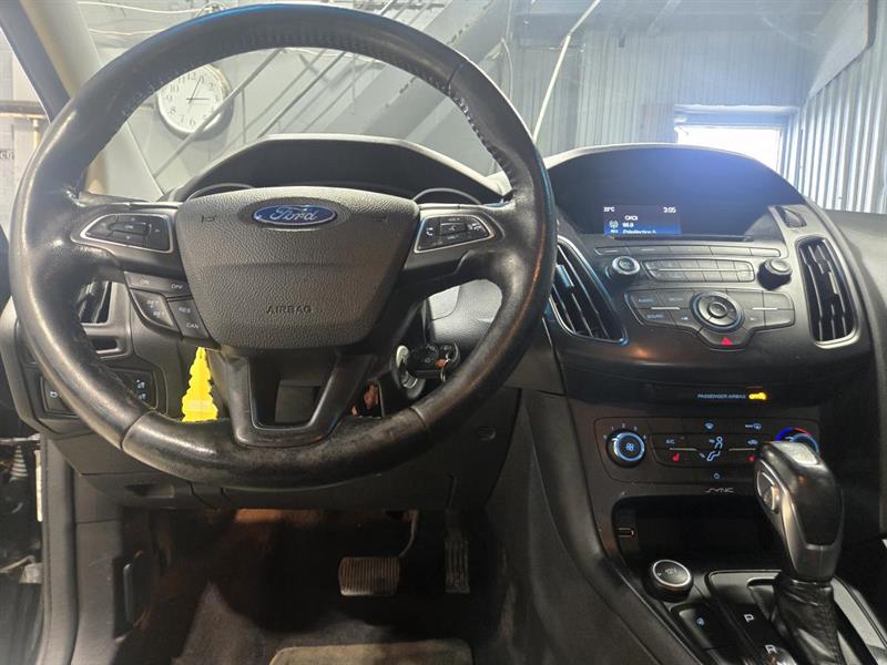 ford Focus 2015 - 11