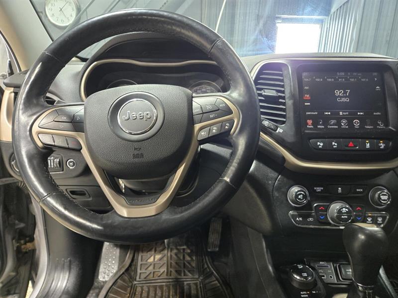 jeep Cherokee 2014 - 13