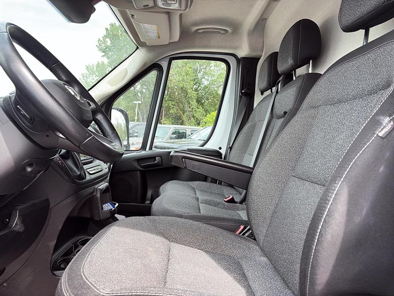 ram ProMaster fourgonnette utilitaire 2023 - 7