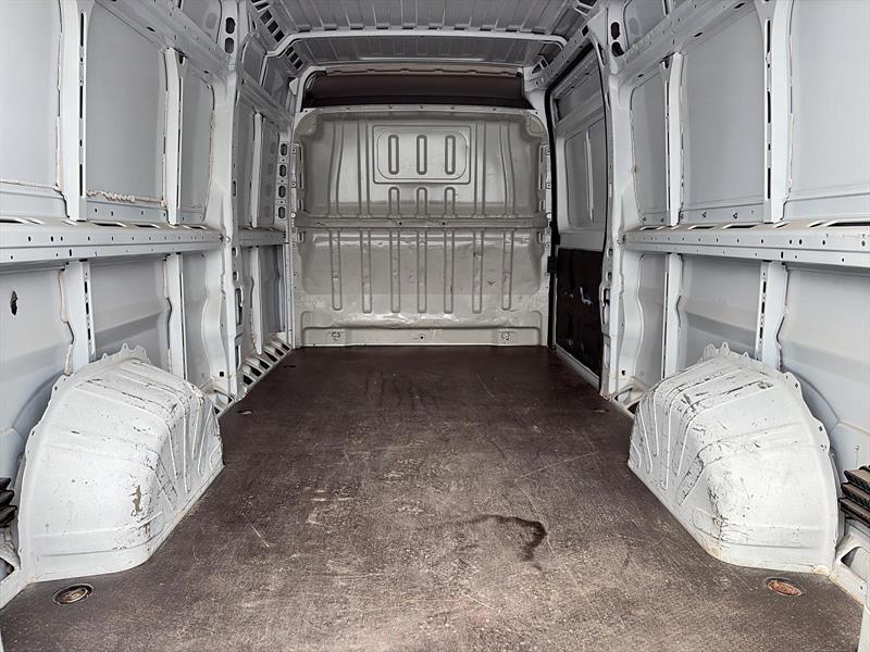 ram ProMaster fourgonnette utilitaire 2023 - 8