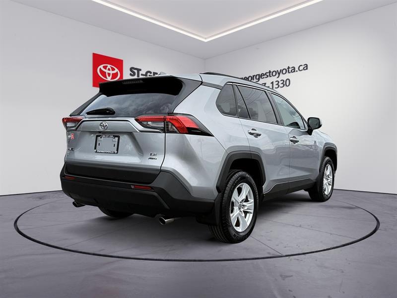 toyota RAV4 2021 - 12