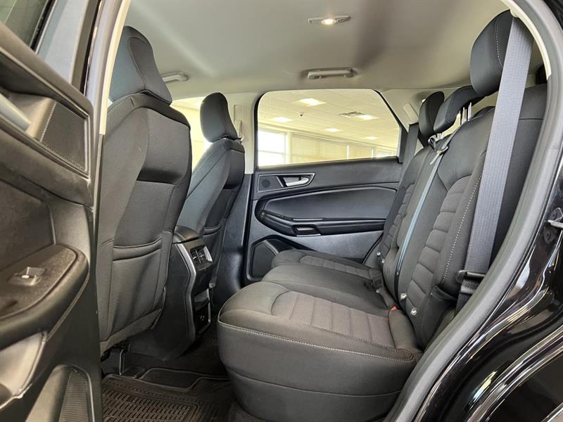 ford Edge 2022 - 12