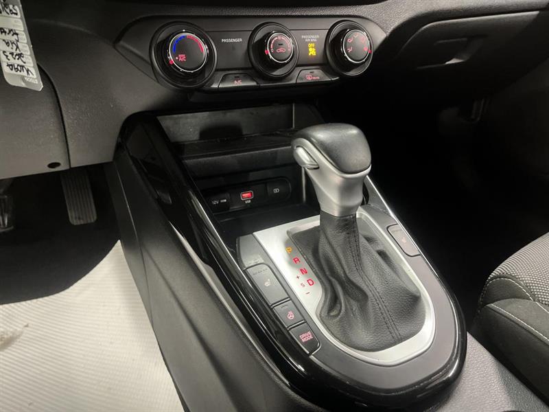 kia Forte 2023 - 18