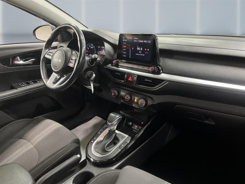 kia Forte 2023 - 20
