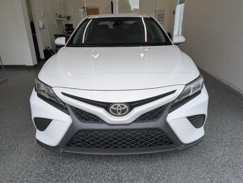 toyota Camry 2018 - 5