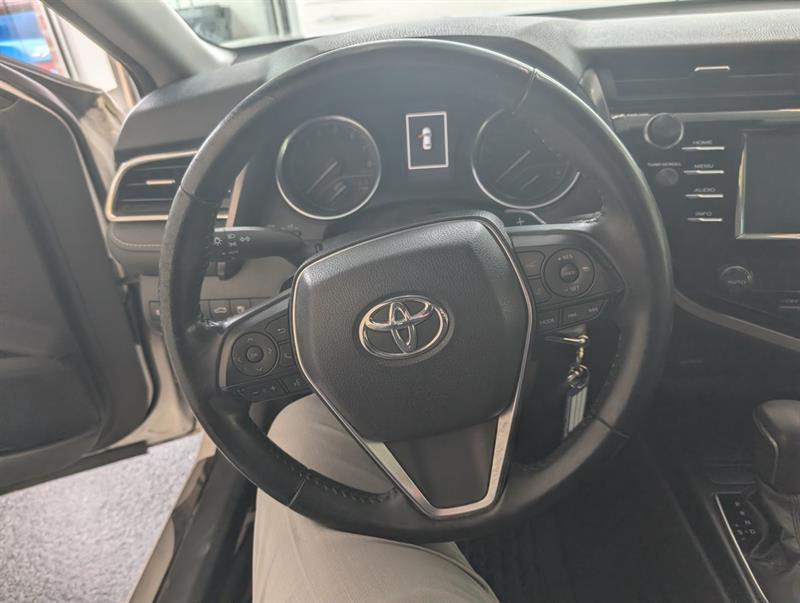 toyota Camry 2018 - 15