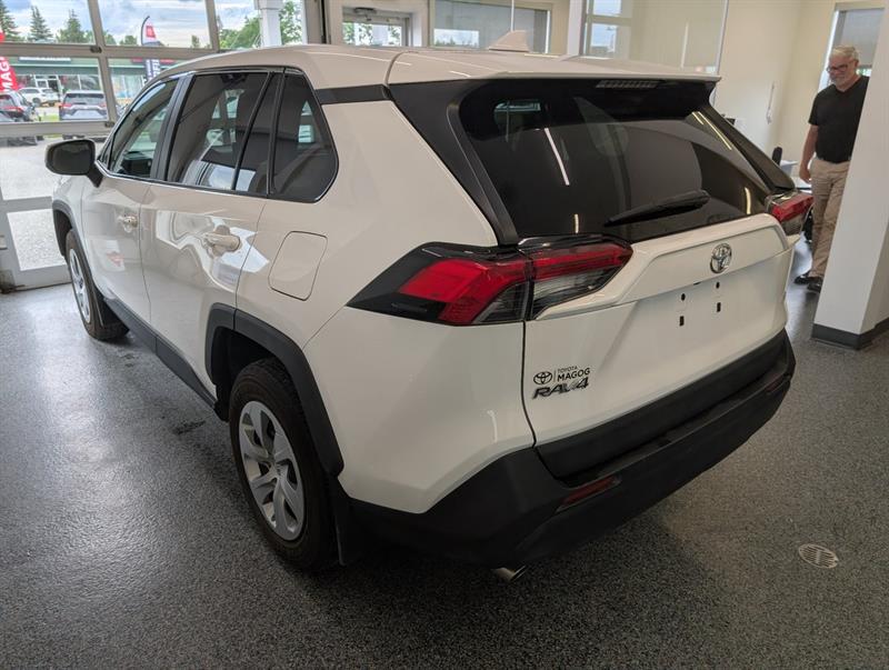 toyota RAV4 2022 - 4