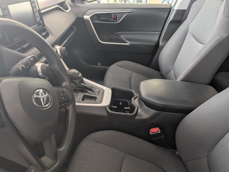 toyota RAV4 2022 - 11