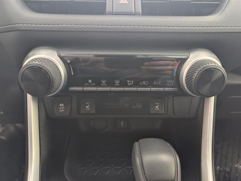 toyota RAV4 2022 - 16