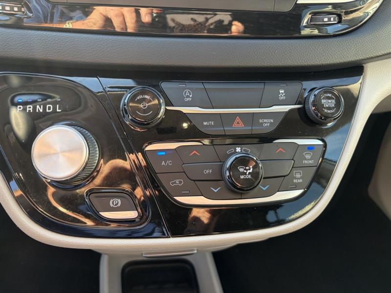 chrysler Grand Caravan 2022 - 17