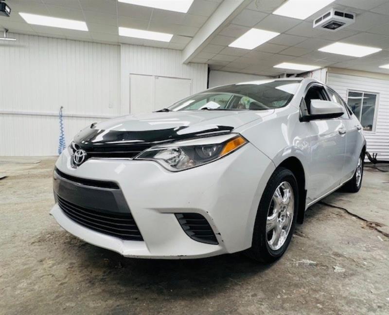 toyota Corolla 2015
