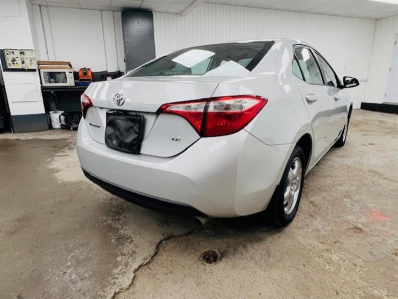 toyota Corolla 2015 - 6