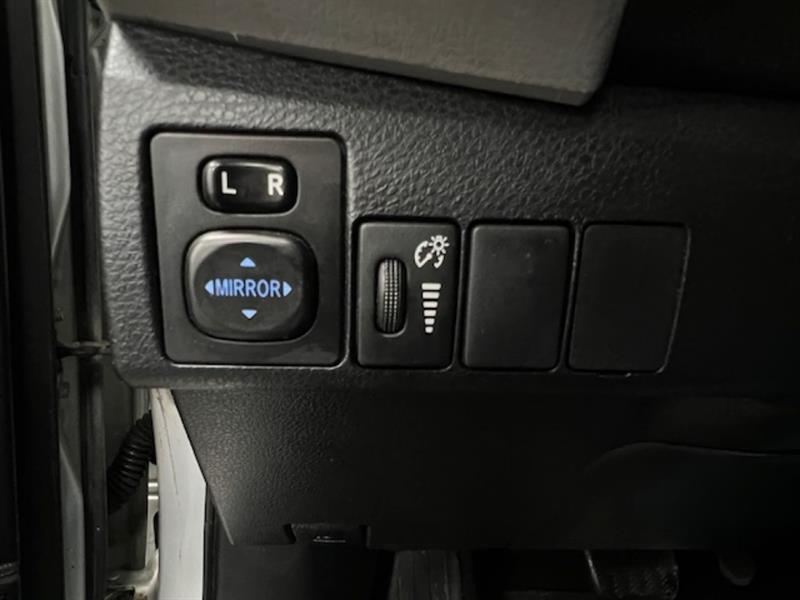 toyota Corolla 2015 - 24