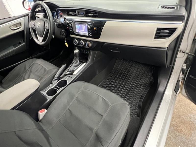 toyota Corolla 2015 - 31