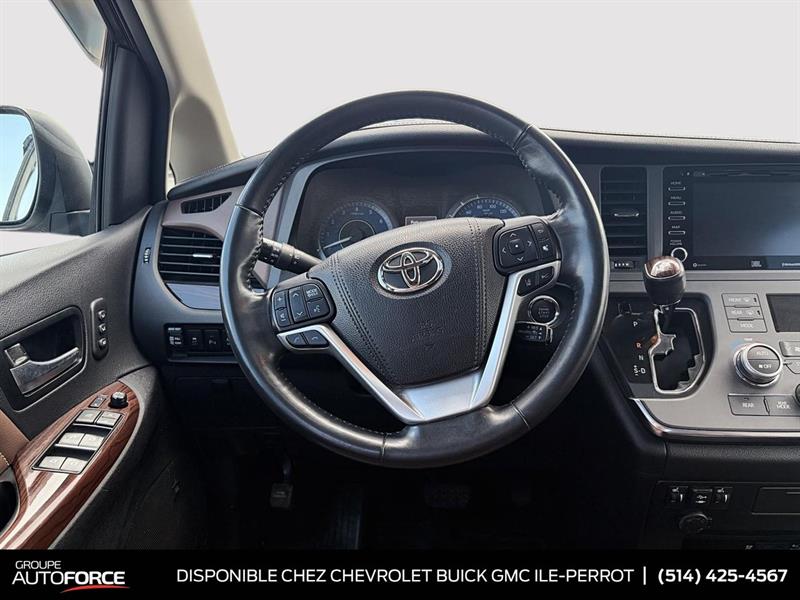 toyota Sienna 2018 - 10