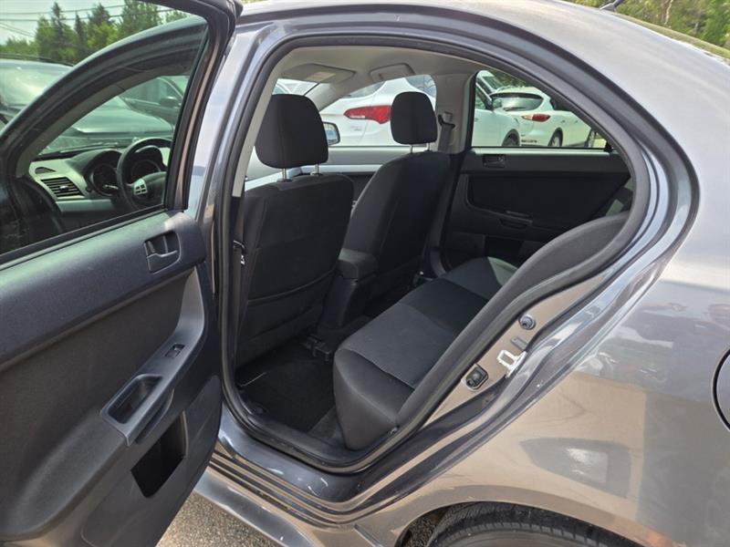 mitsubishi Lancer 2010 - 11