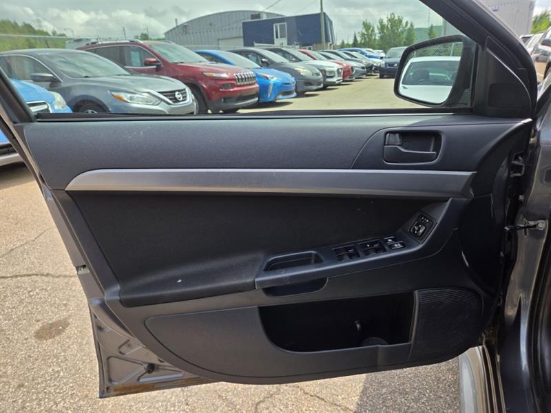 mitsubishi Lancer 2010 - 20