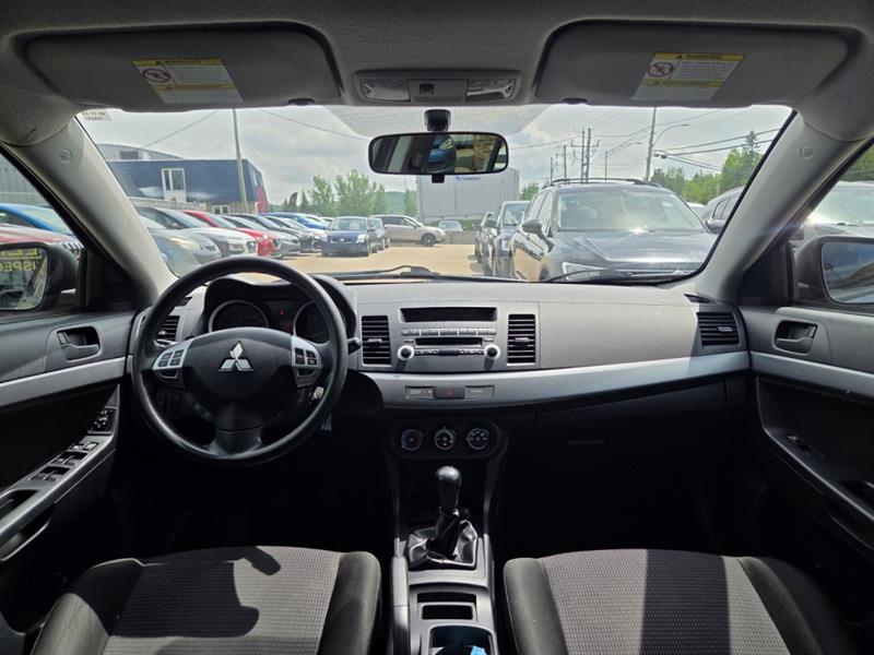 mitsubishi Lancer 2010 - 24