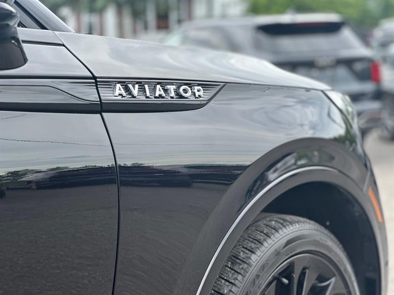 lincoln Aviator 2023 - 12