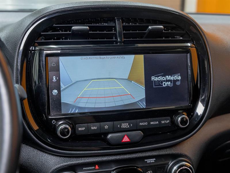 kia Soul EV 2022 - 18
