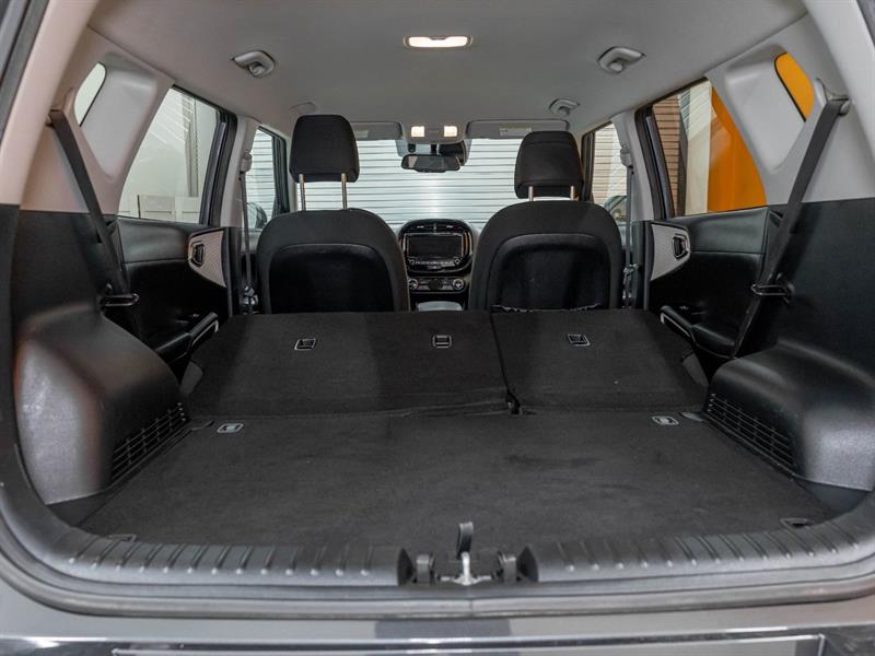 kia Soul EV 2022 - 29