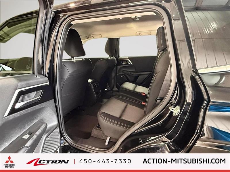 mitsubishi Outlander 2025 - 11