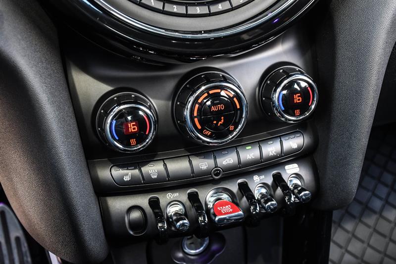 mini 3 Door 2021 - 19