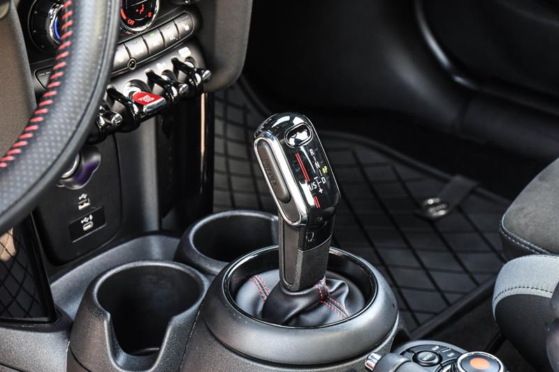 mini 3 Door 2021 - 21