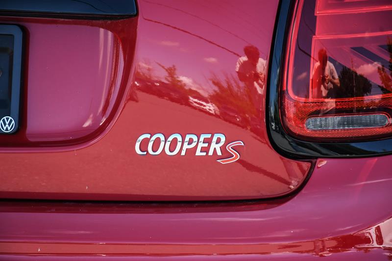 mini 3 Door 2021 - 24