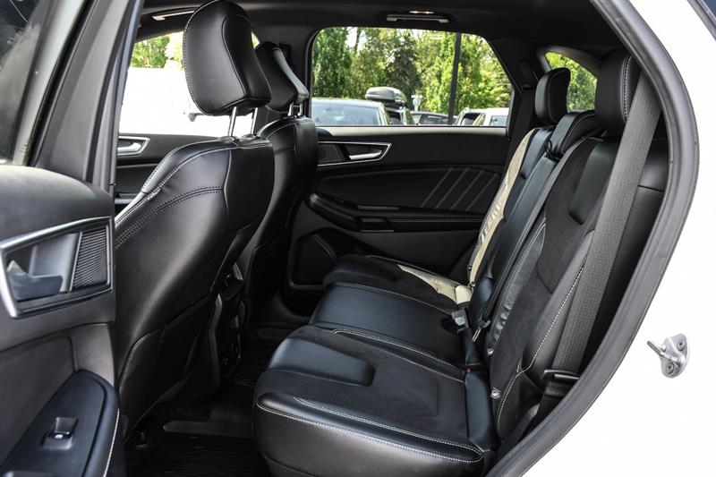 ford Edge 2022 - 17