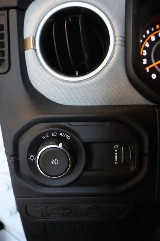jeep Wrangler 2026 - 25