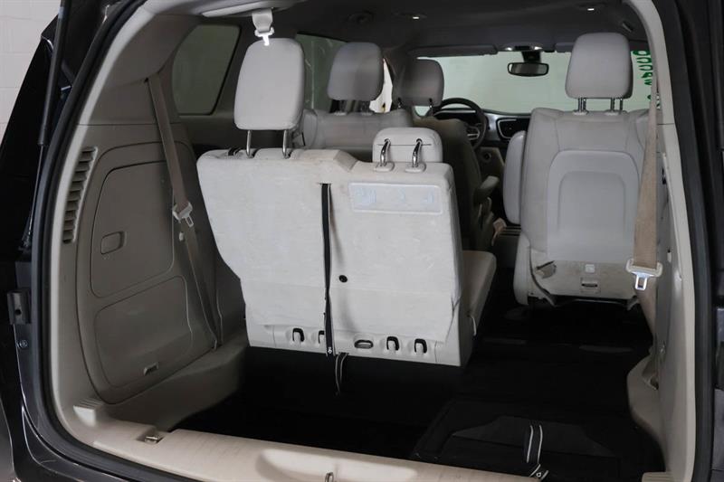 chrysler Pacifica Hybrid 2018 - 9