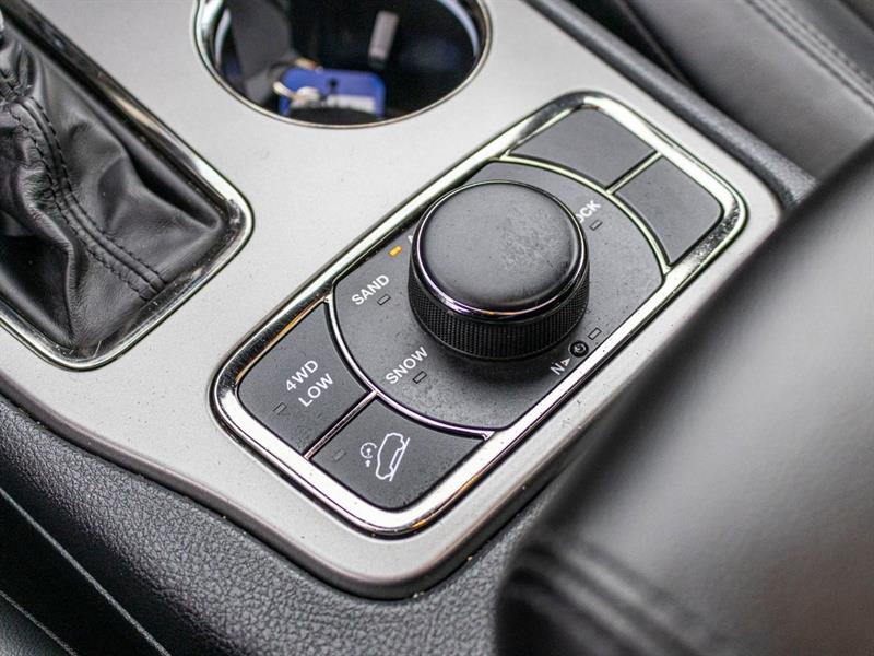 jeep Grand Cherokee 2020 - 16