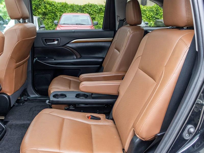 toyota Highlander 2019 - 32
