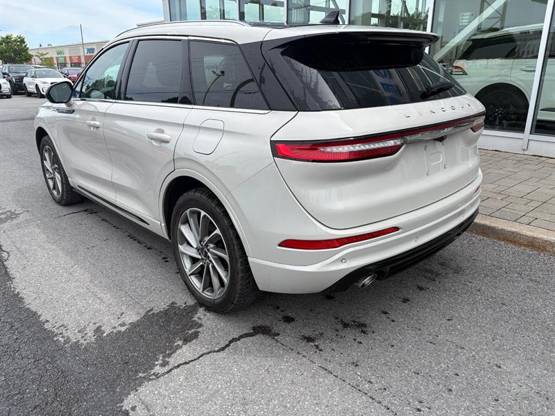 lincoln Corsair 2022 - 7
