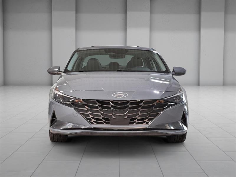 hyundai Elantra 2022 - 2