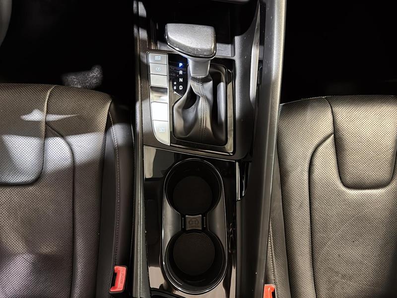 hyundai Elantra 2022 - 19