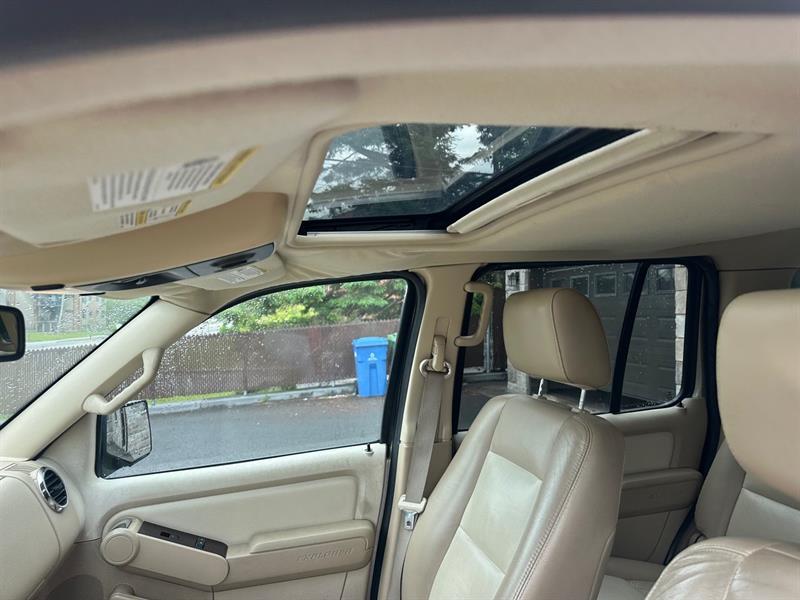ford Explorer 2006 - 11