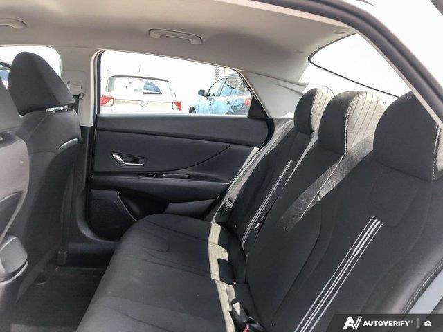 hyundai Elantra 2022 - 22