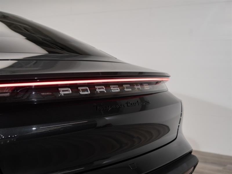 porsche Taycan 2020 - 11