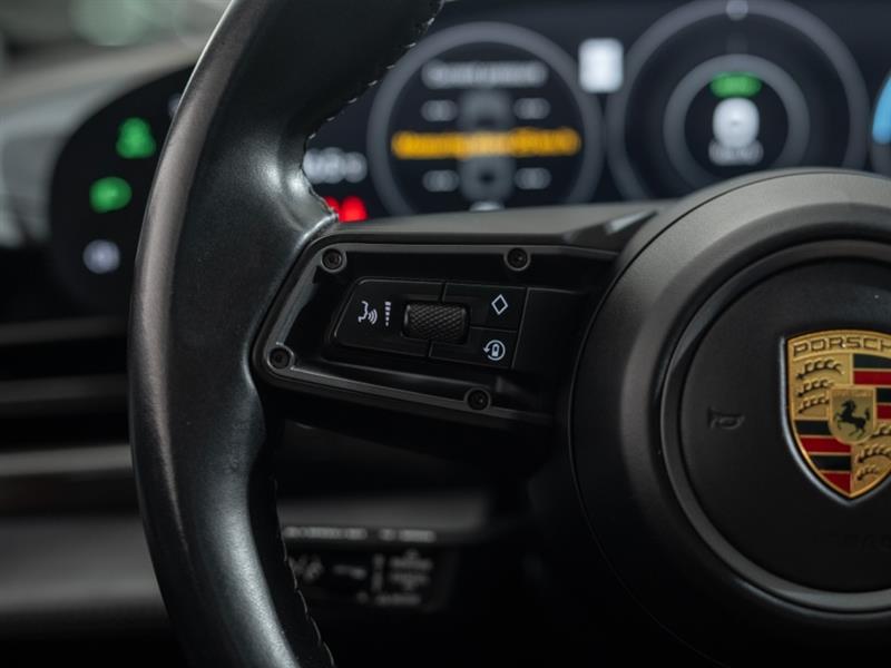 porsche Taycan 2020 - 24