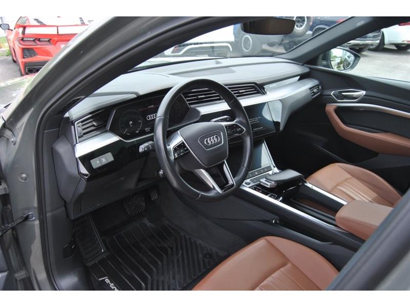 audi e-tron 2022 - 13