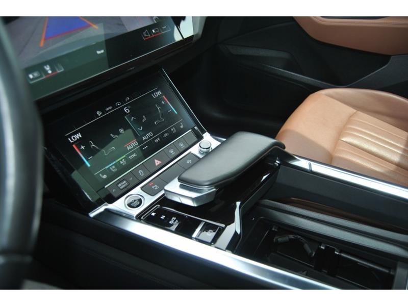 audi e-tron 2022 - 22