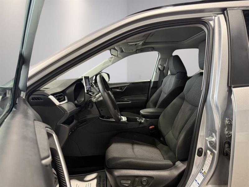 toyota RAV4 2023 - 9
