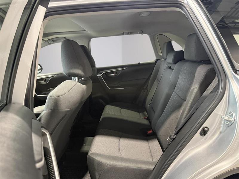 toyota RAV4 2023 - 16