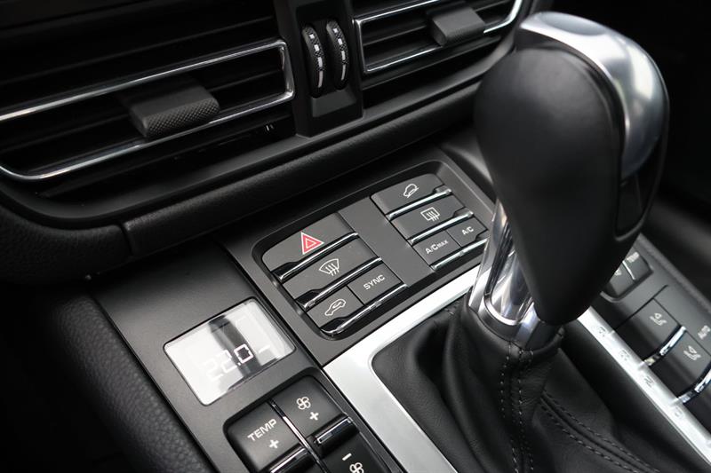 porsche Macan 2021 - 28