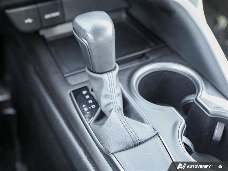 toyota Camry 2024 - 17