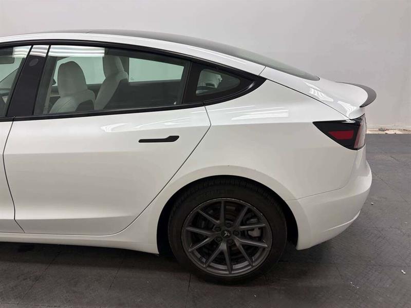 tesla Model 3 2023 - 4